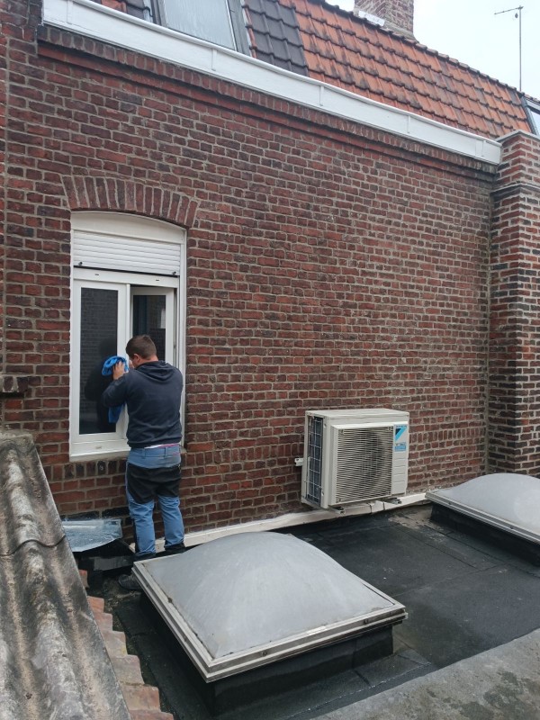 Rénovation Façades Lille : Redonnez Éclat et Performance à votre Habitat
