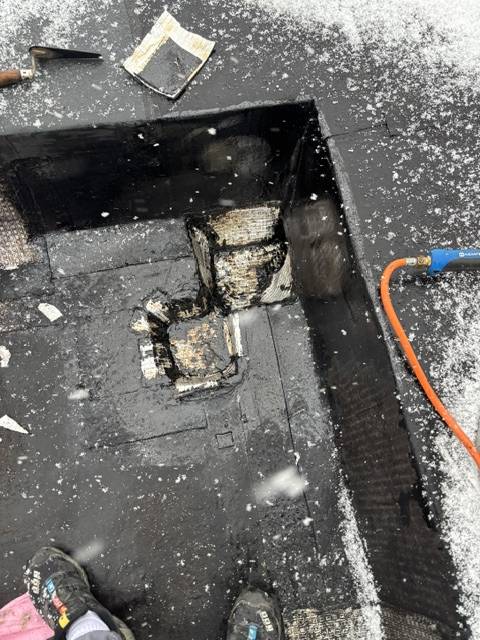 Réparation et pose d’étanchéité bitumeuse avec relevé en bande aluminium à Valenciennes - Intervention complète sur toit-terrasse